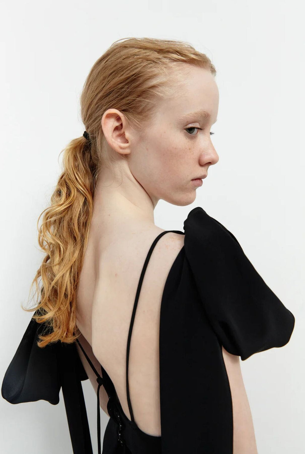 DECONSTRUCTED BOWS DRESS
