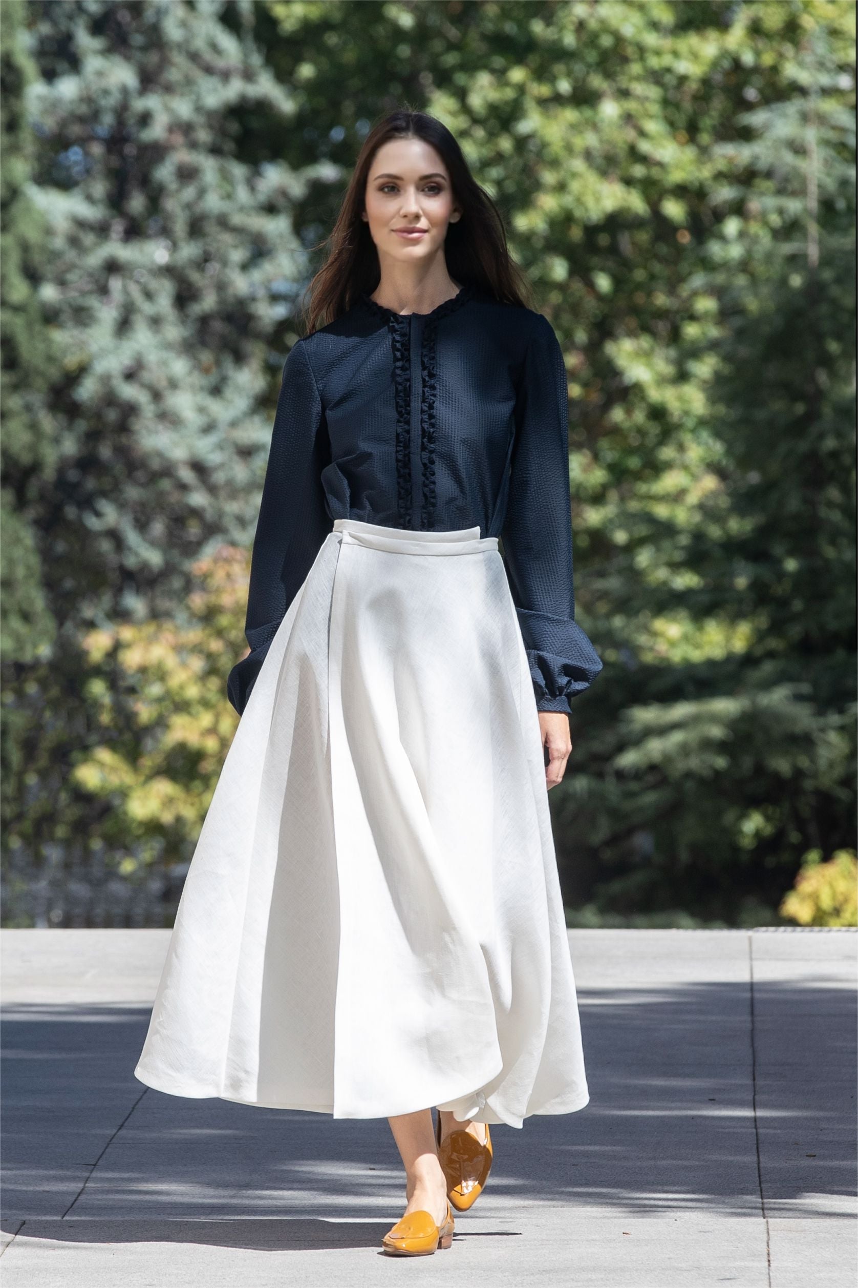 Modelo Grecia Falda de Lino