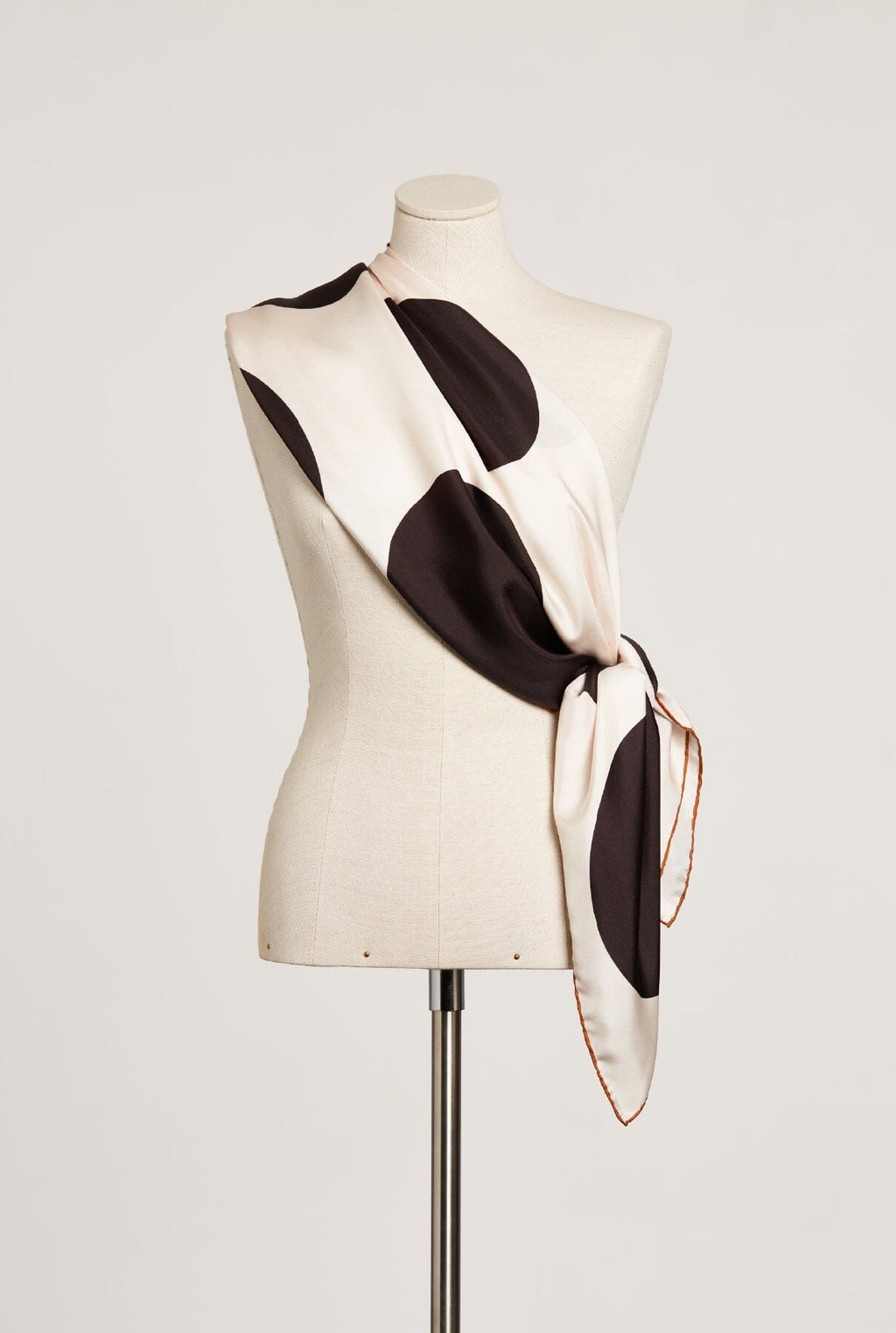 The Candela Scarf wrap /  bone