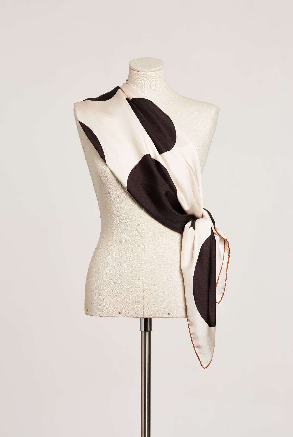 The Candela Scarf wrap /  bone