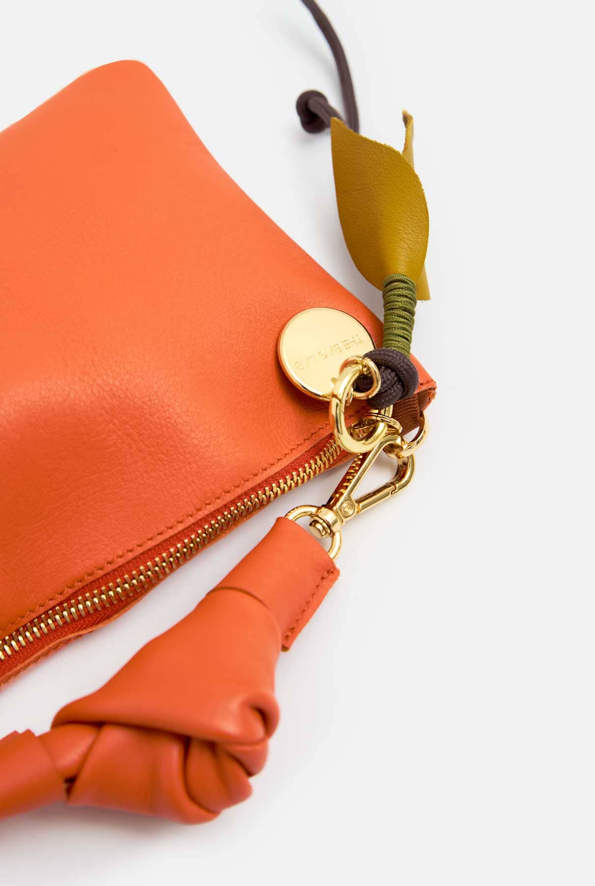 THE GARDEN CLUTCH CORAL