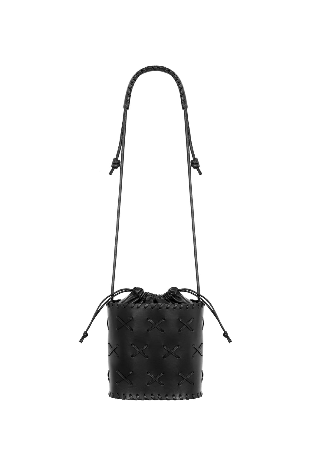 TRAMA | BLACK