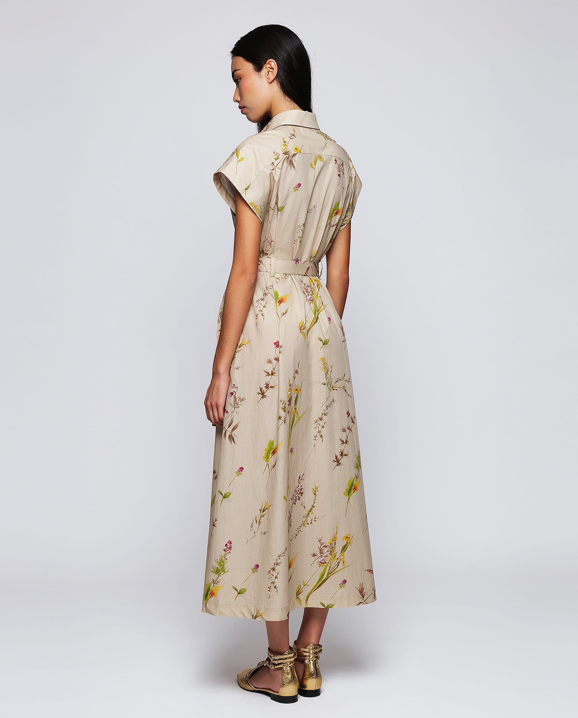Vestido camisero beige estampado floral