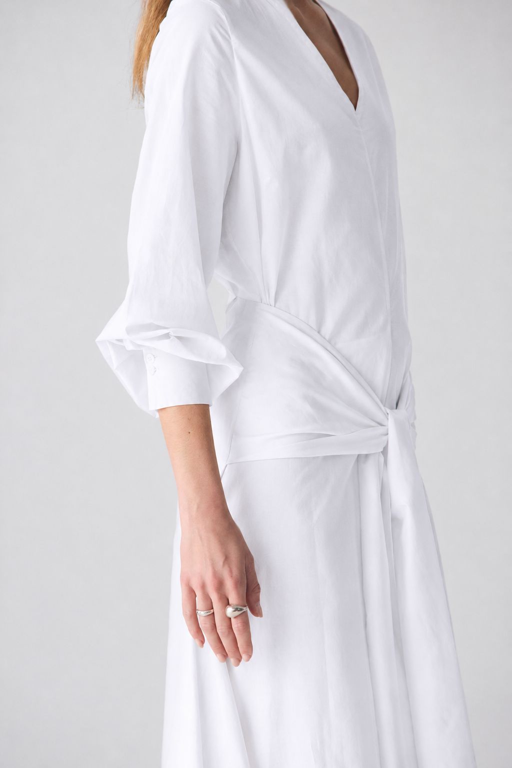 Vestido con lazada en cintura