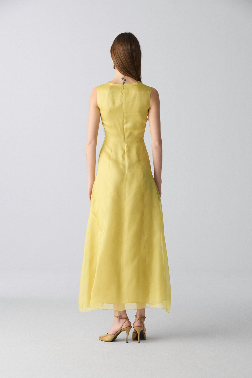 Vestido drapeado orgánico amarillo