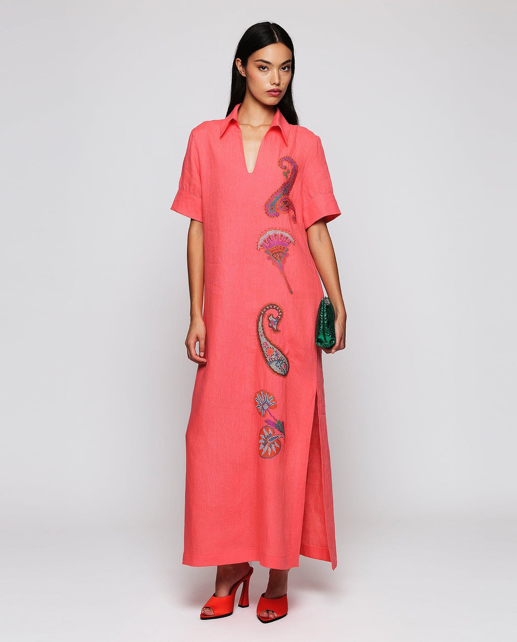 Vestido naranja bordado paisley de lino