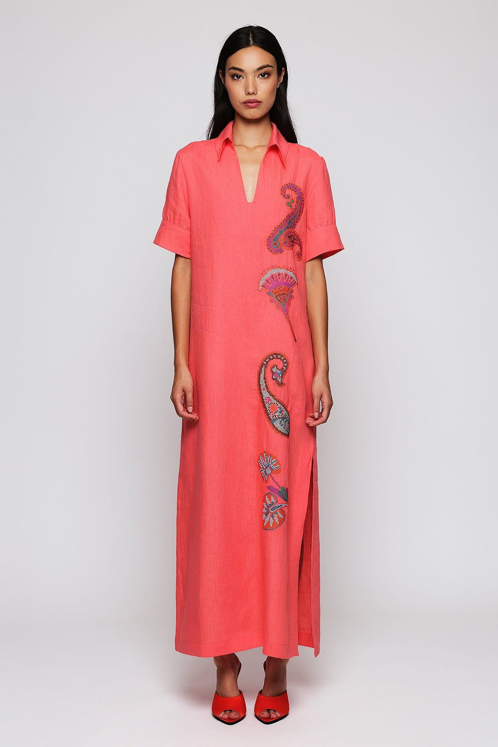 Vestido naranja bordado paisley de lino