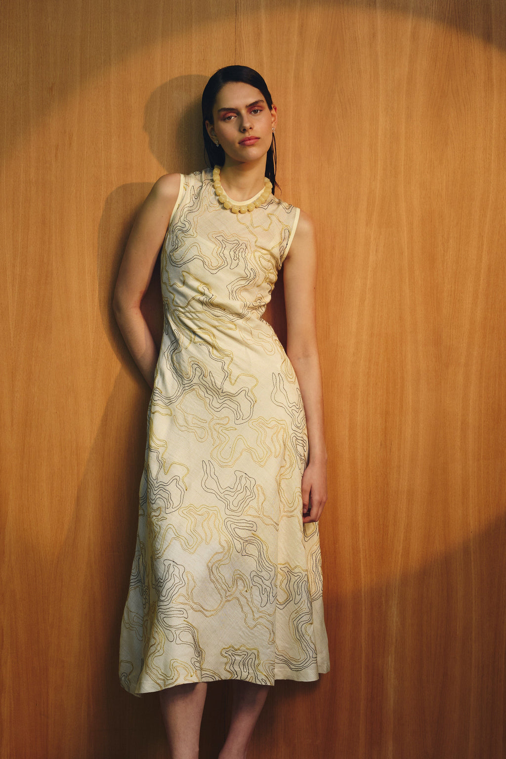 Vestido Sprezzatura Bordados Amarillo